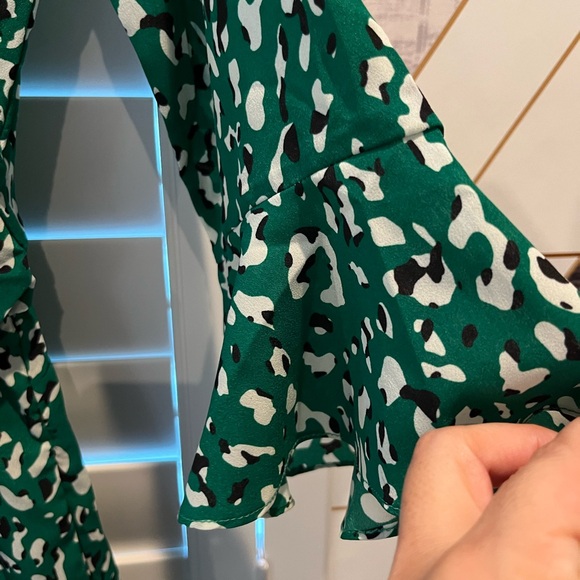 NWT Lulu’s leopard print romper - Picture 6 of 13